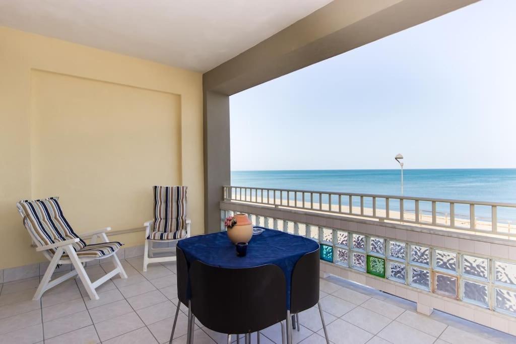 La Casa Sul Mare Vila Agnone Bagni Exterior foto